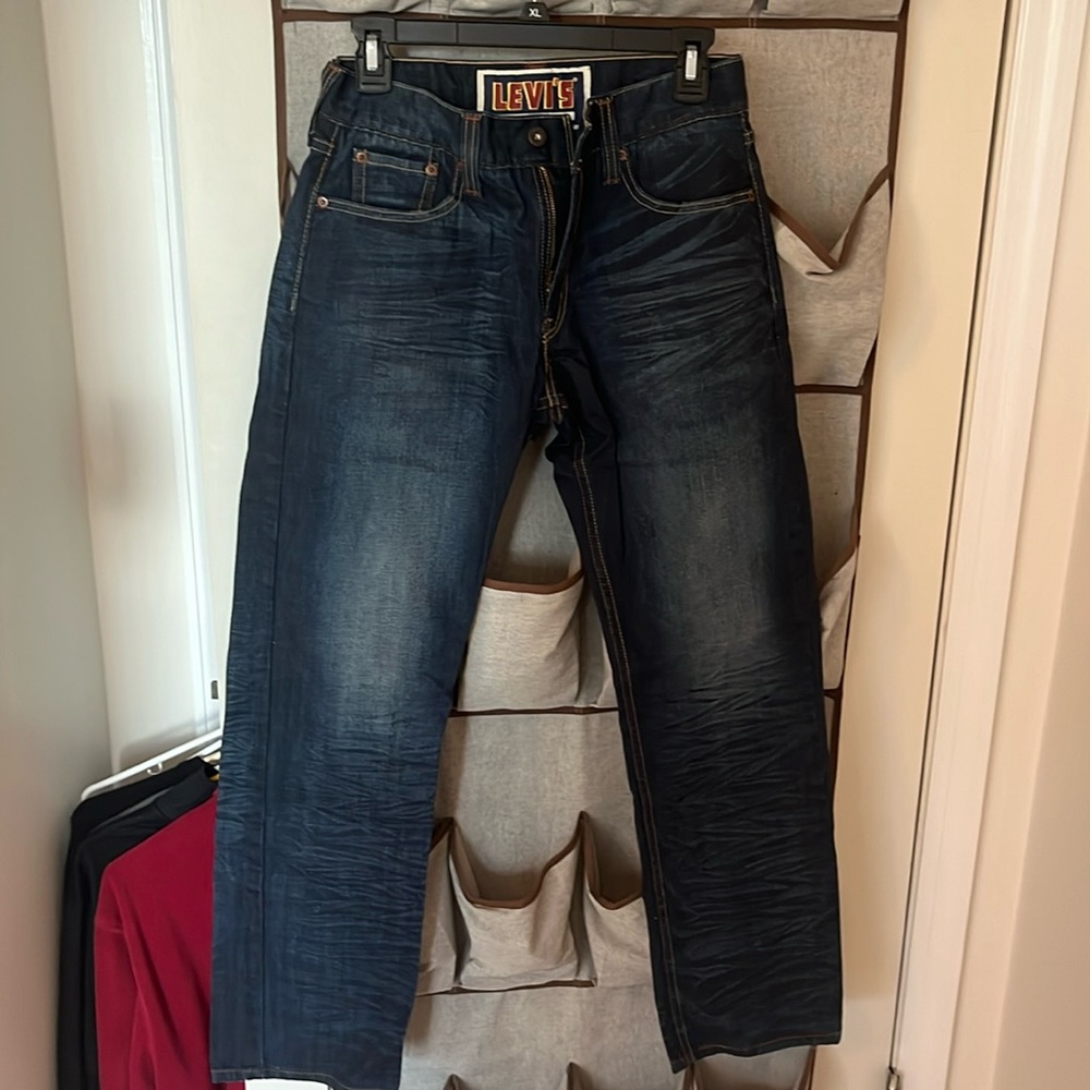 Levi’s 514 Slim Straight Jeans